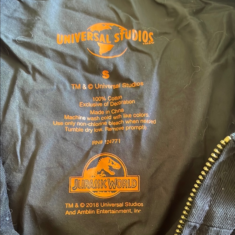 Jurassic Park RARE Jacket - Picture 2 of 5